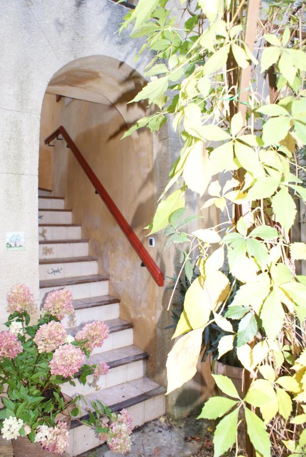 Apartamento La BARBELLA Lourmarin Exterior foto