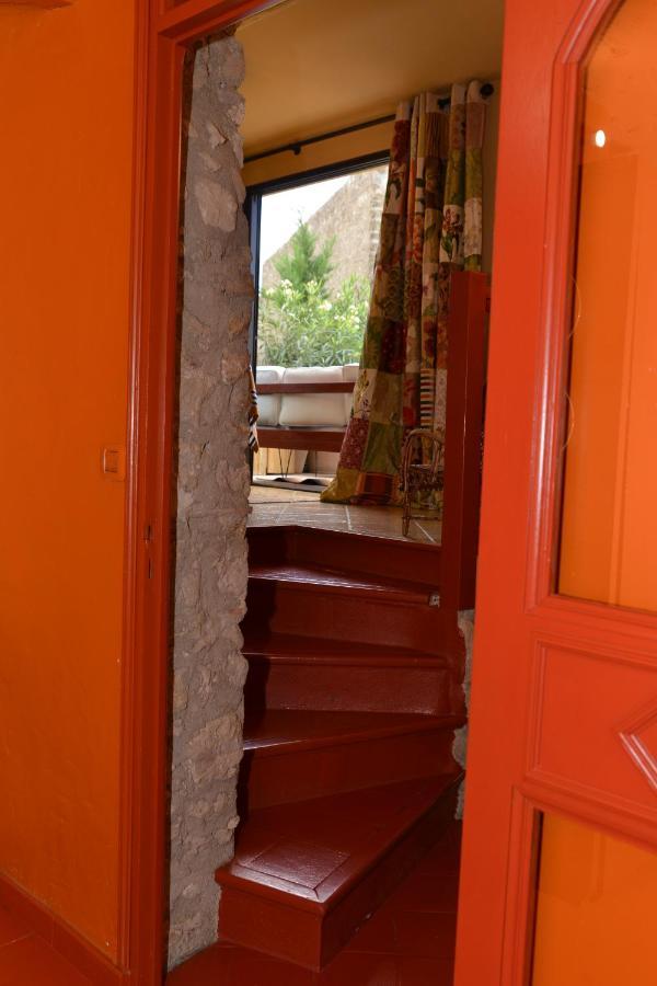 Apartamento La BARBELLA Lourmarin Exterior foto
