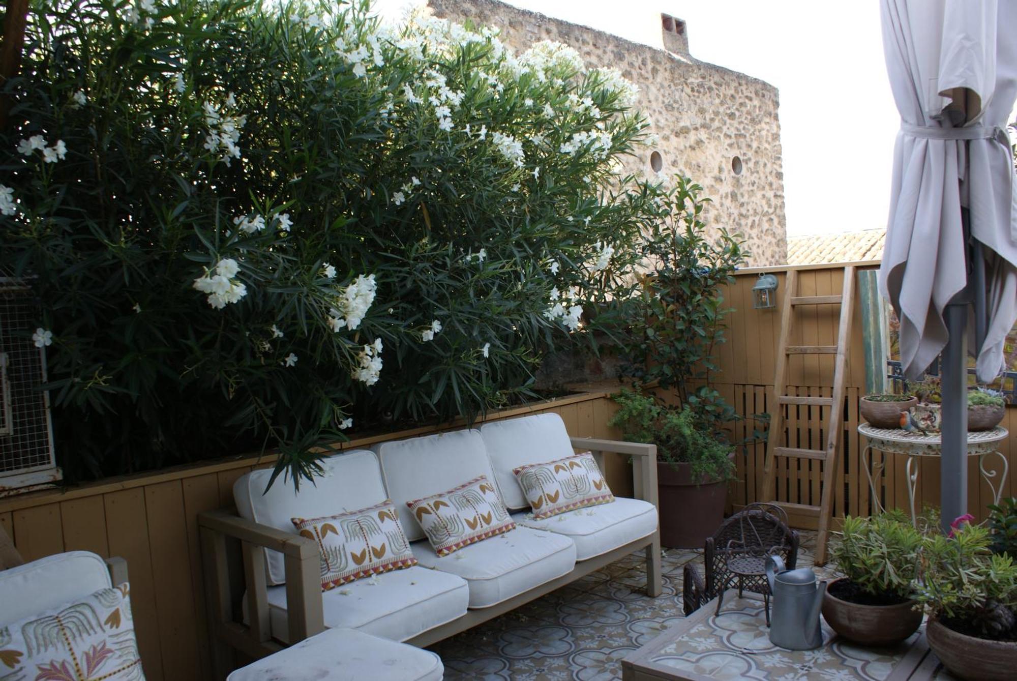 Apartamento La BARBELLA Lourmarin Exterior foto